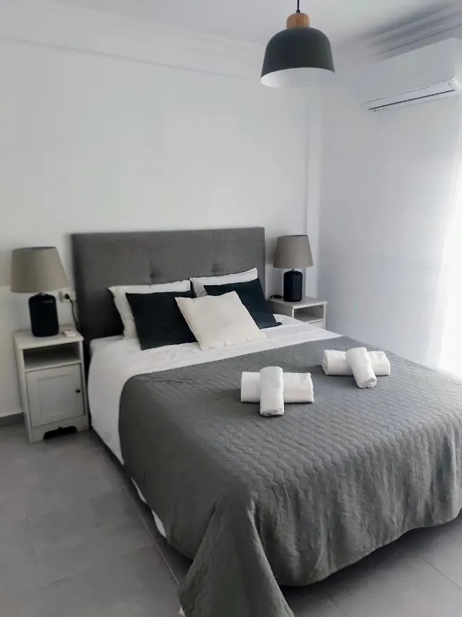 Berlin Playa - Torremolinos公寓 0*, 托雷莫利诺斯
