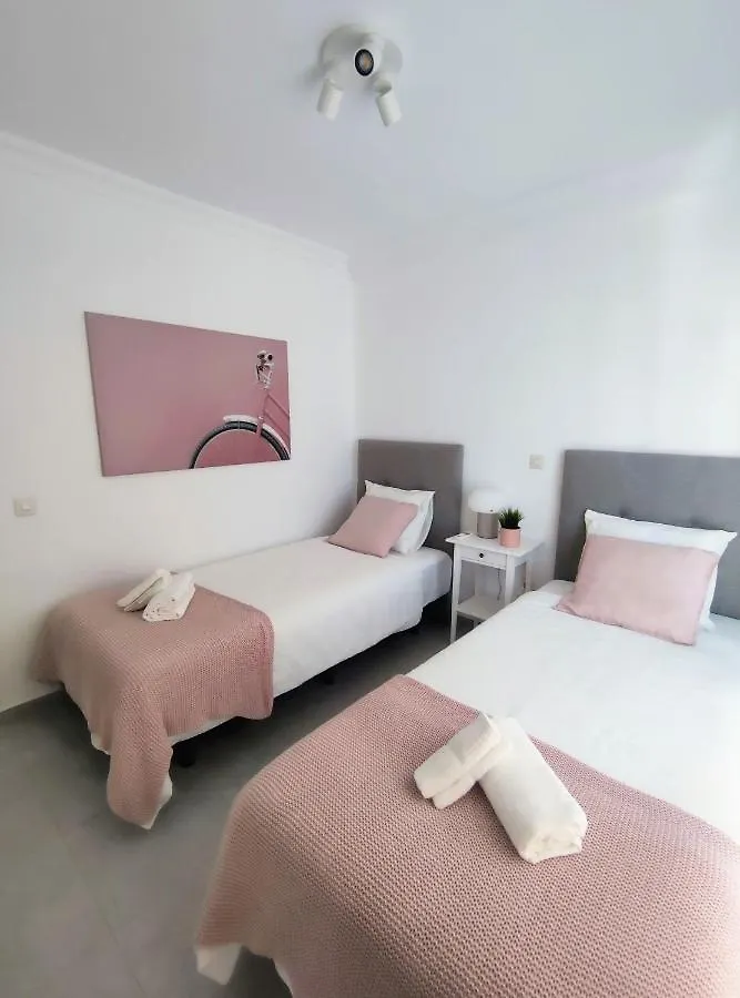 Berlin Playa - Torremolinos Apartment 0*,  Spain